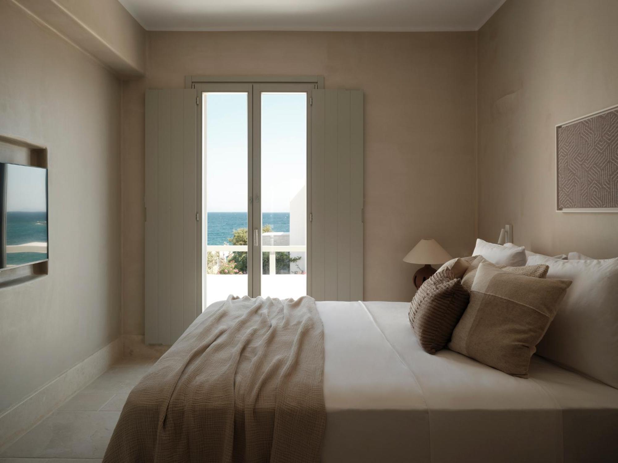 Akria Seaside Suites Náoussa Extérieur photo